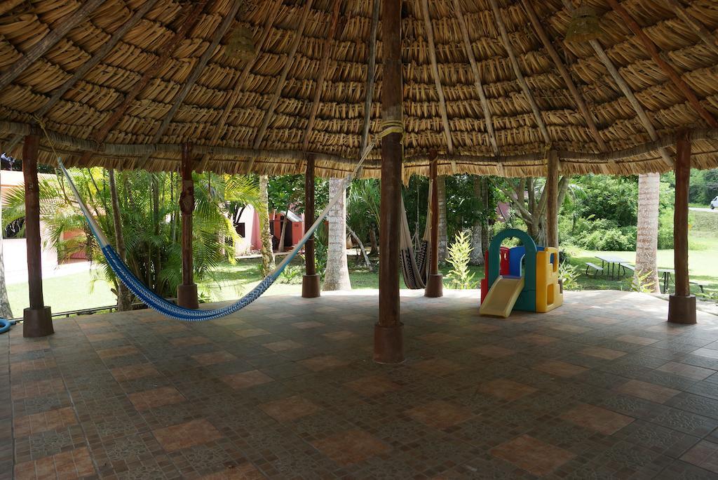 Hotel Doralba Inn Chichen Exterior photo